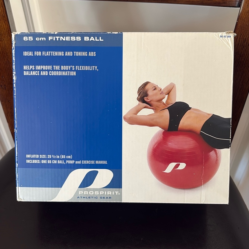 Prospirit Fitness Ball 25.5 inches (65 cm) Red - Never Used